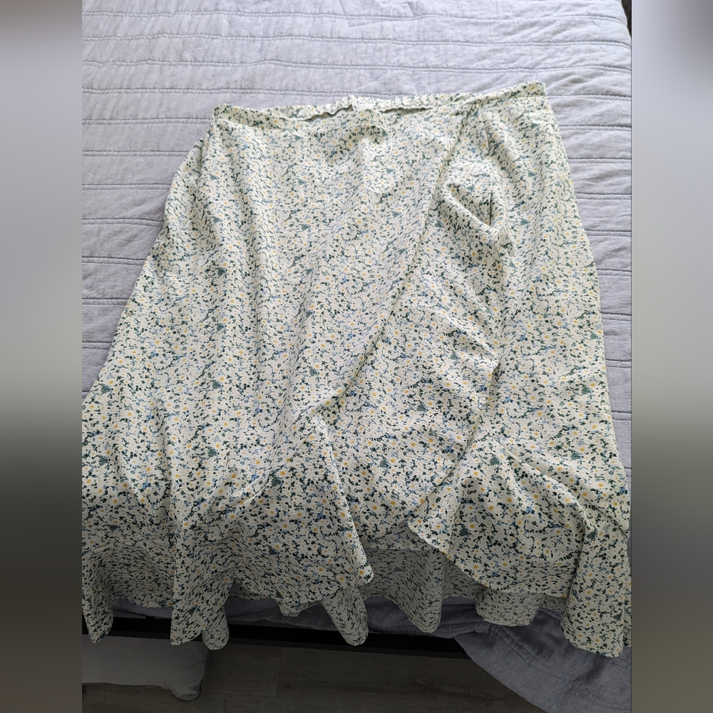 Arula Maxi Skirt Size C (22/24)
